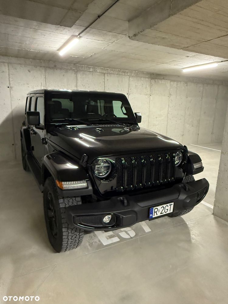 Jeep Wrangler - 10
