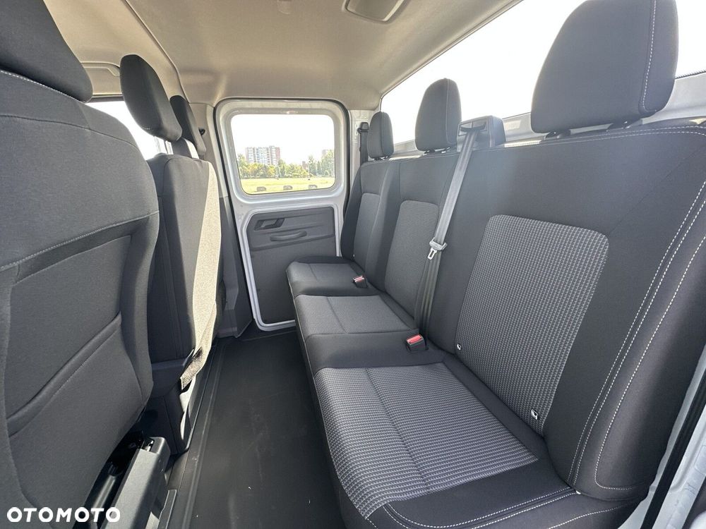 Volkswagen Transporter - 23