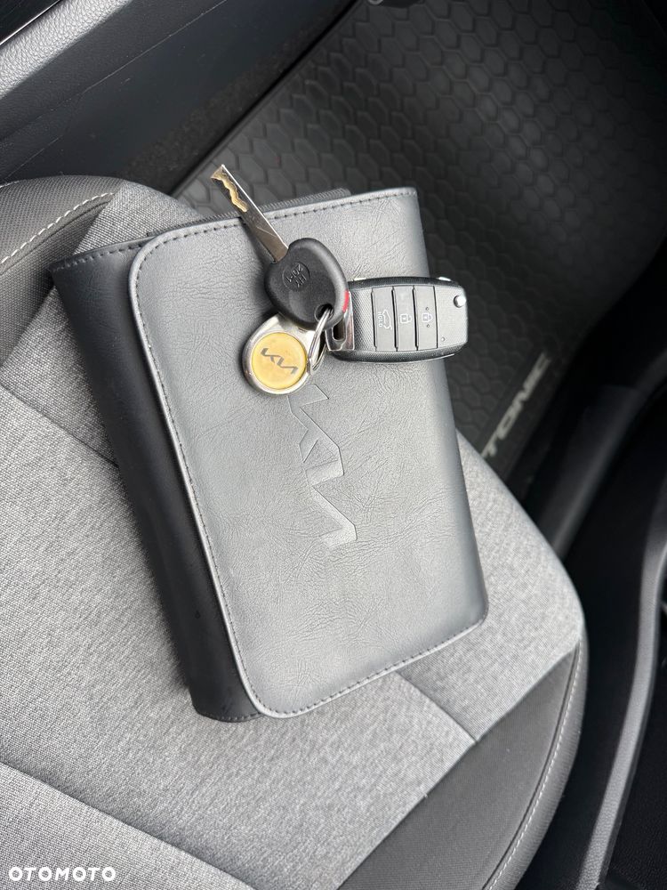 Kia Stonic 1.0 T-GDI M DCT - 38