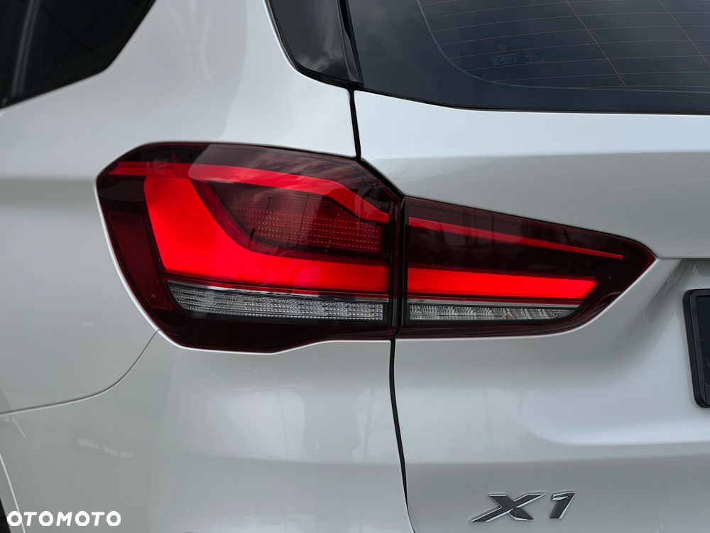 BMW X1 sDrive18d M Sport - 17