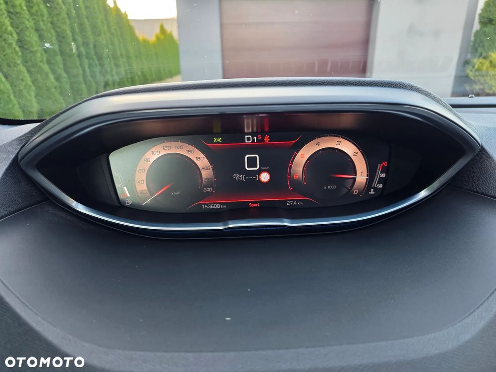 Peugeot 3008 1.5 BlueHDi GT S&S EAT8 - 37