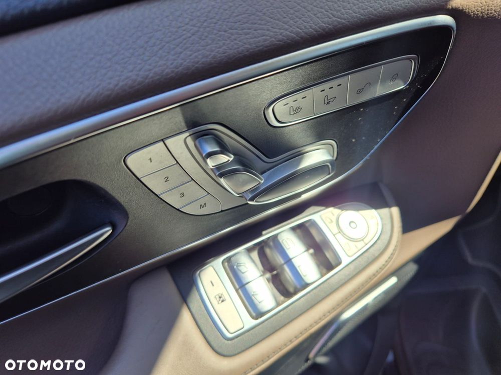 Mercedes-Benz Klasa V 300 d 4-Matic Avantgarde 9G-Tronic - 5