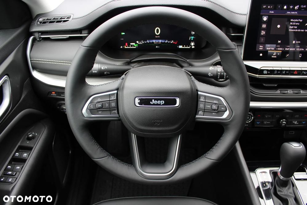 Jeep Compass - 10