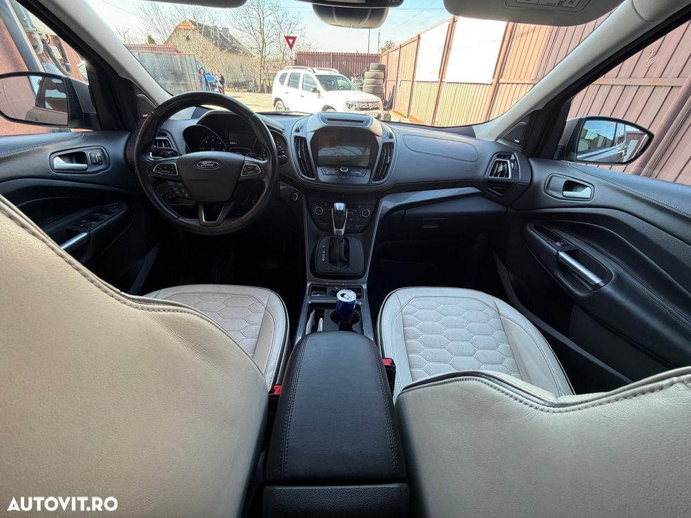 Ford Kuga 2.0 TDCi 4x4 Aut. Vignale - 6