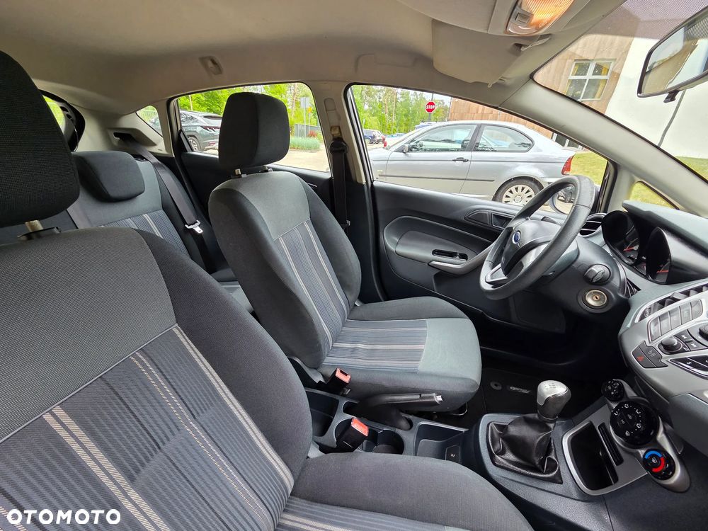 Ford Fiesta 1.25 Champions Edition - 19