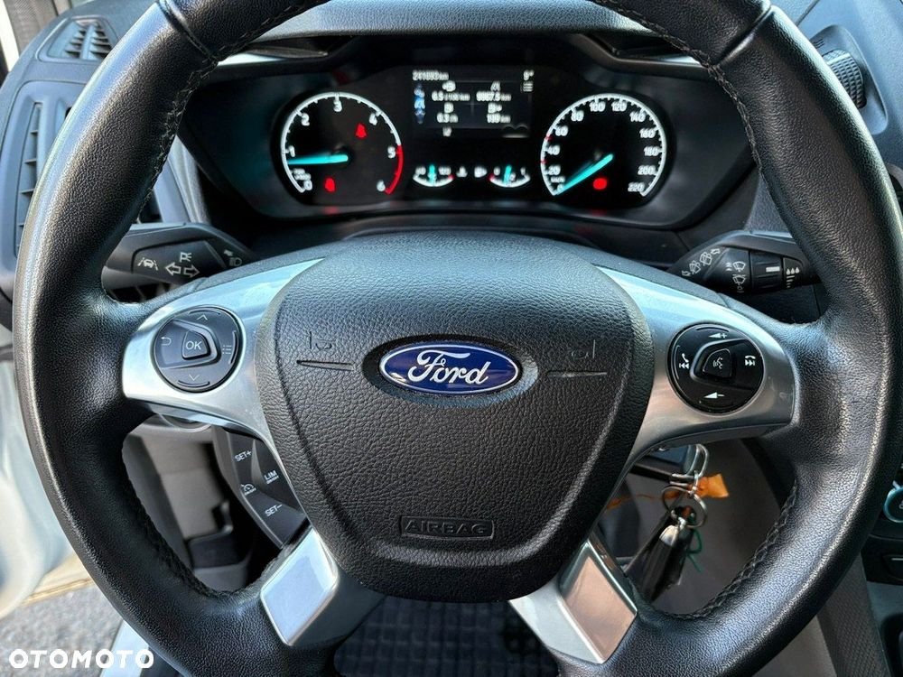 Ford Tourneo Connect 1.5 EcoBlue Start-Stop Titanium - 21