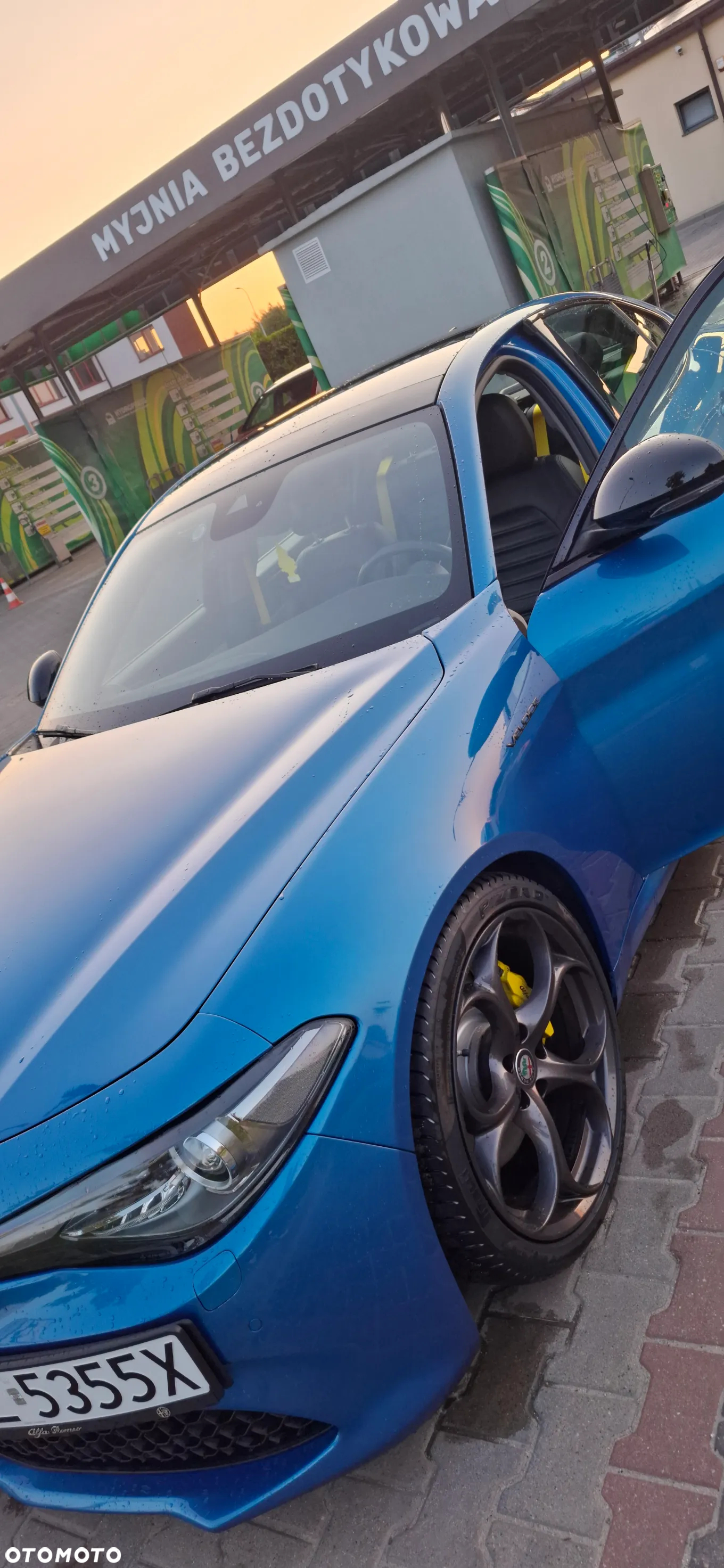 Alfa Romeo Giulia 2.0 Turbo 16V AT8-Q4 Veloce - 9