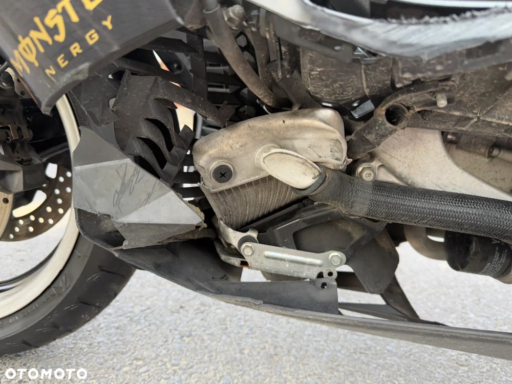 Yamaha Tmax - 12
