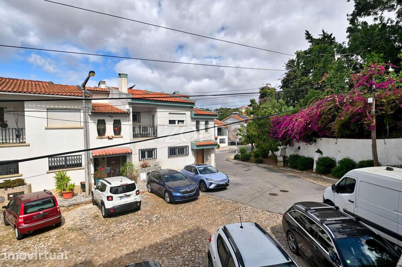 Moradia T4+1 para Remodelação - Sassoeiros, Carcavelos - Vista 2