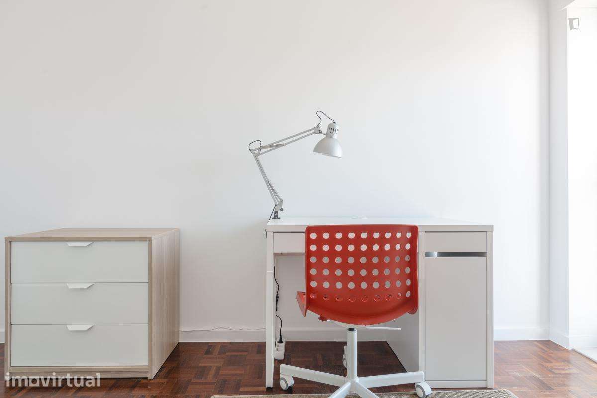Quarto - localizado em Bela Vista Lisbon - Grande imagem: 5/23