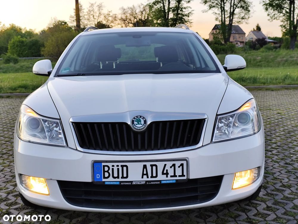 Skoda Octavia 1.4 TSI IMPULS EDITION - 33