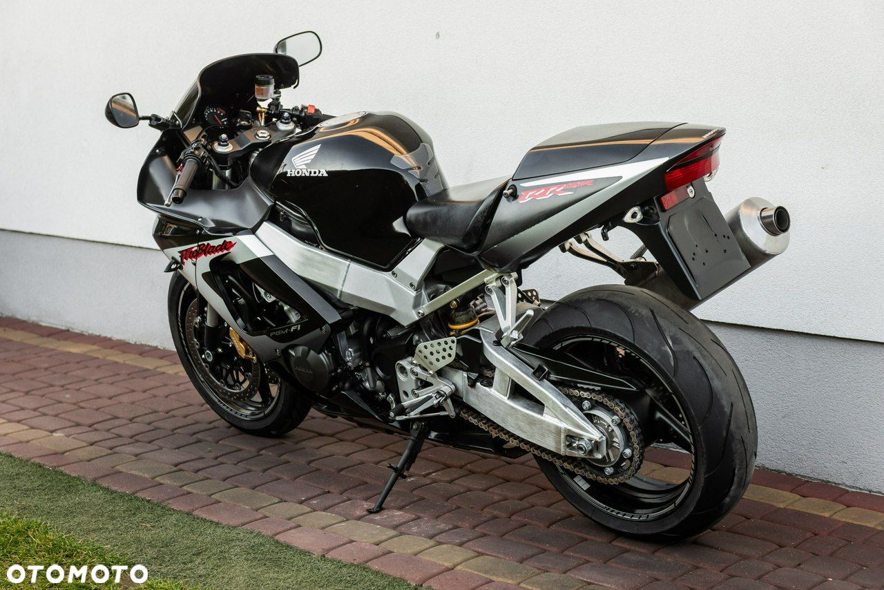 Honda CBR - 4