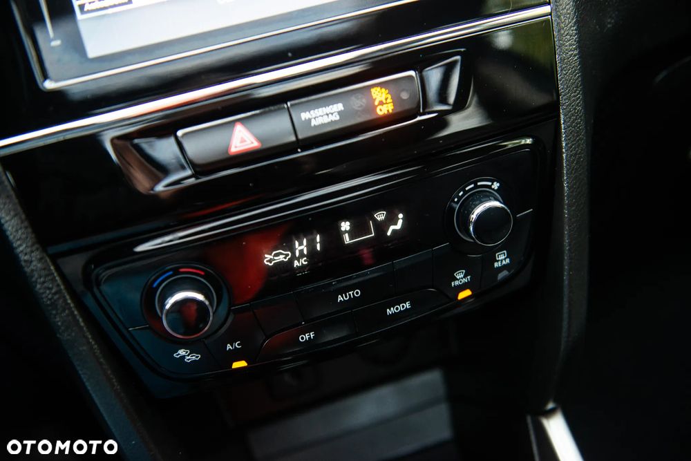 Suzuki Vitara 1.4 Boosterjet Hybrid Allgrip Comfort+ - 35