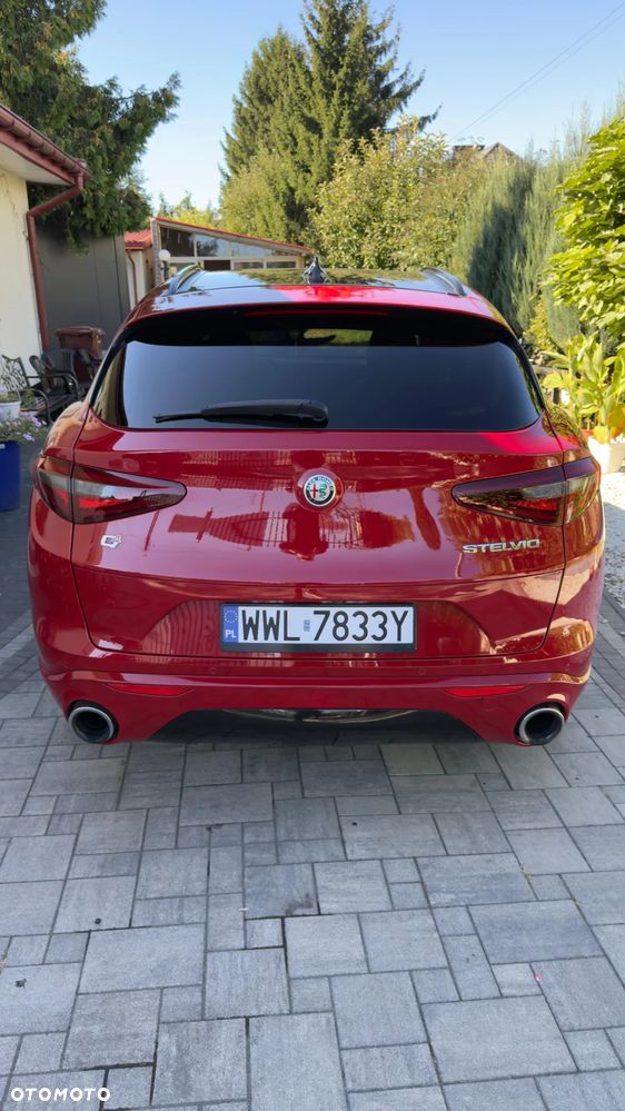Alfa Romeo Stelvio 2.0 Turbo TI Q4 - 8