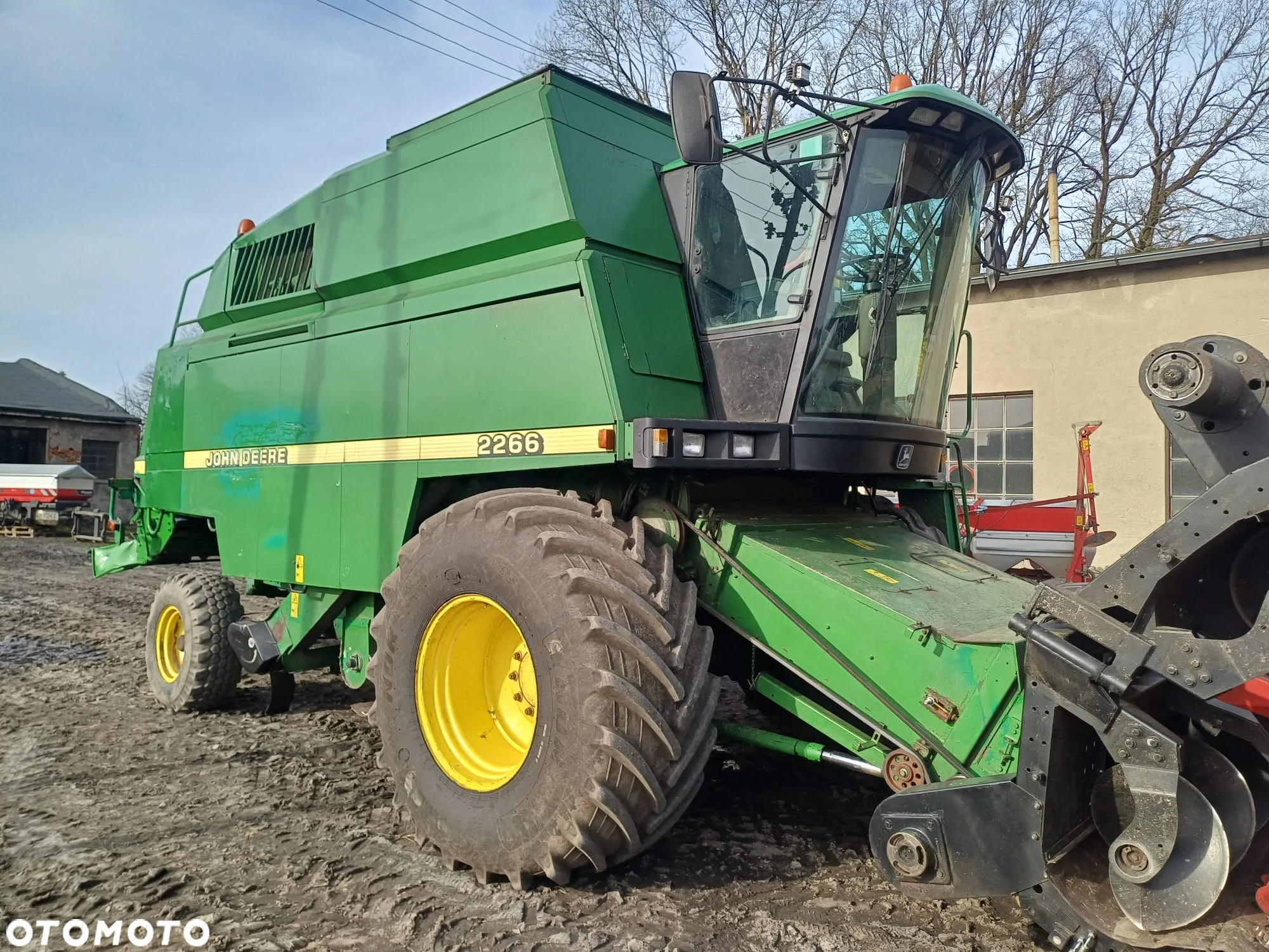 John Deere 2266 - 4