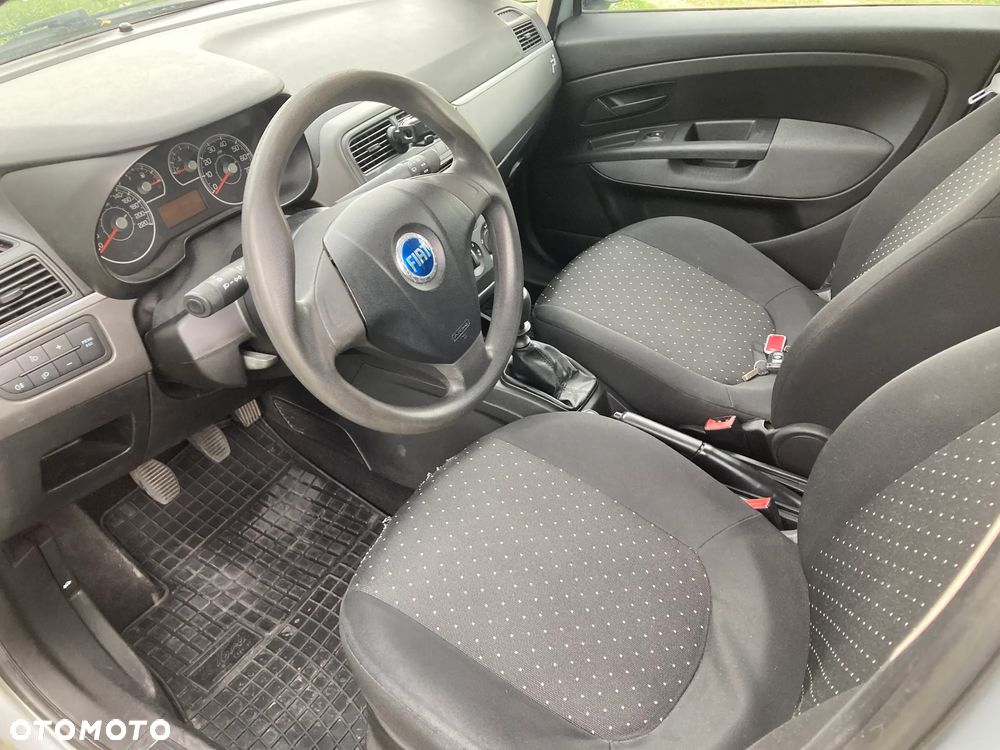 Fiat Punto - 5