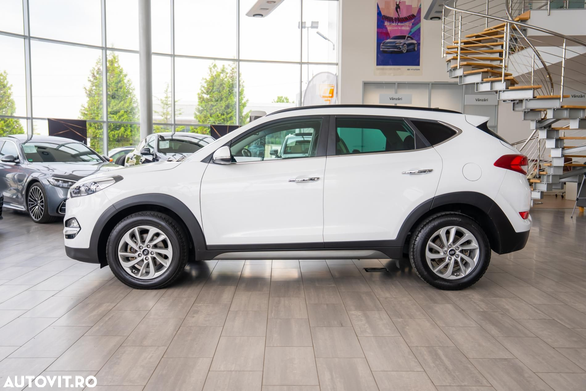 Hyundai Tucson blue 1.7 CRDi 2WD Style - 10
