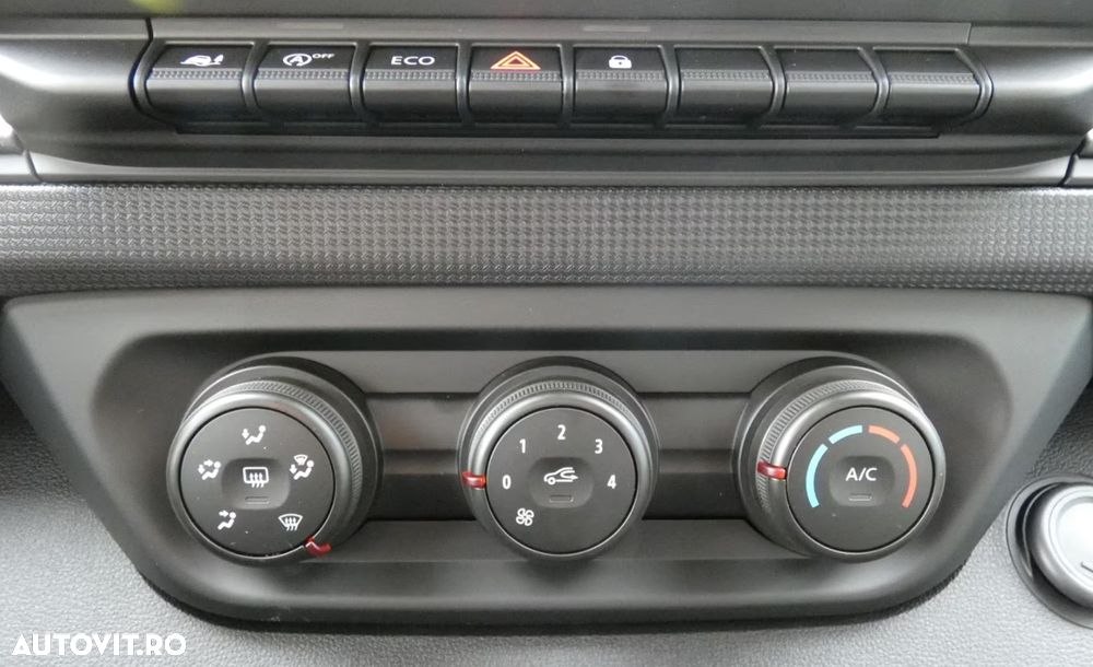 Renault Trafic 2.0 Blue dCi 110 S&S L2 8+1 Life - 13