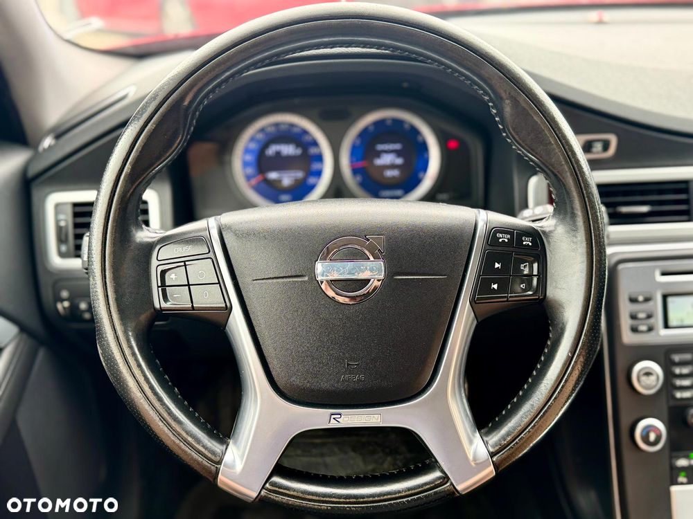 Volvo V70 2.5T R-Design Summum - 24