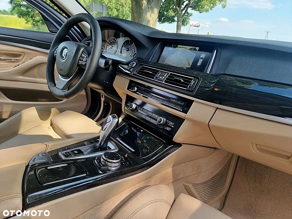 BMW Seria 5 520d Luxury Line sport - 19