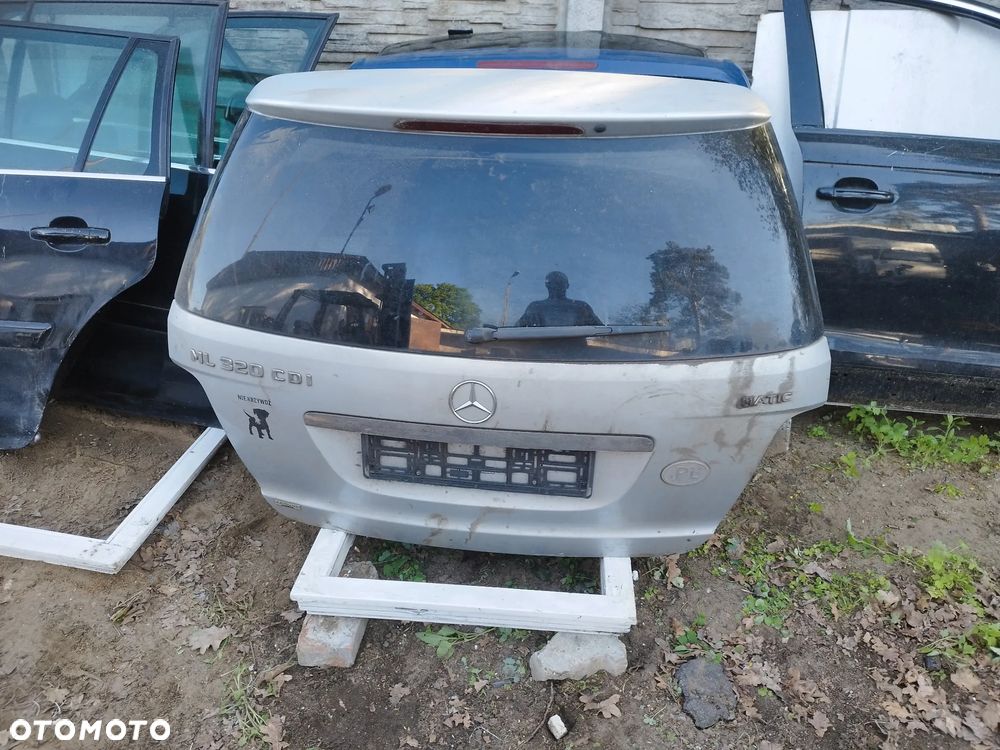 Mercedes ML W164 Klapa Pokrywa Bagażnika Kompletna - 1