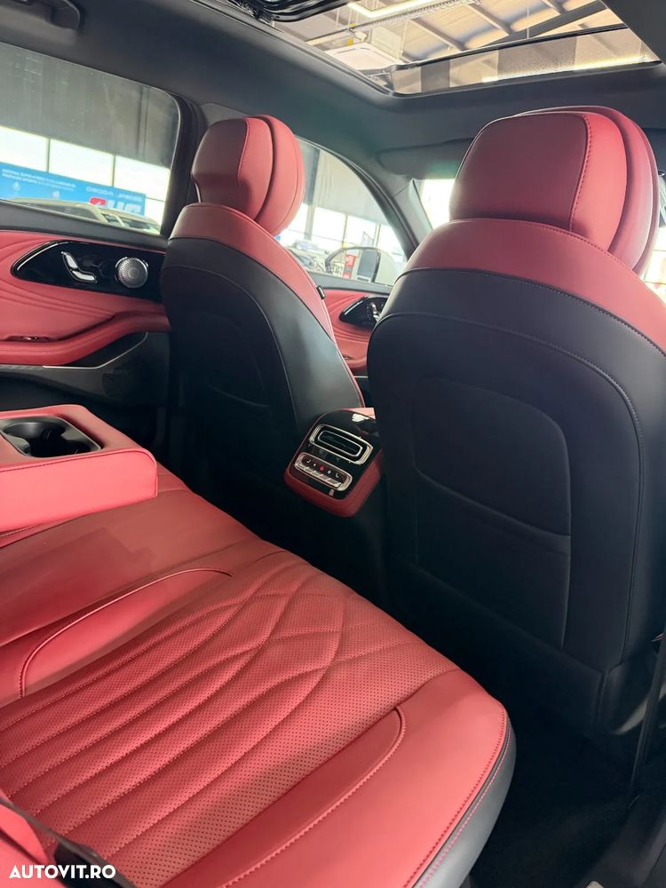 Omoda 9 1.5 TGDI 3DHT PHEV Exclusive - 32