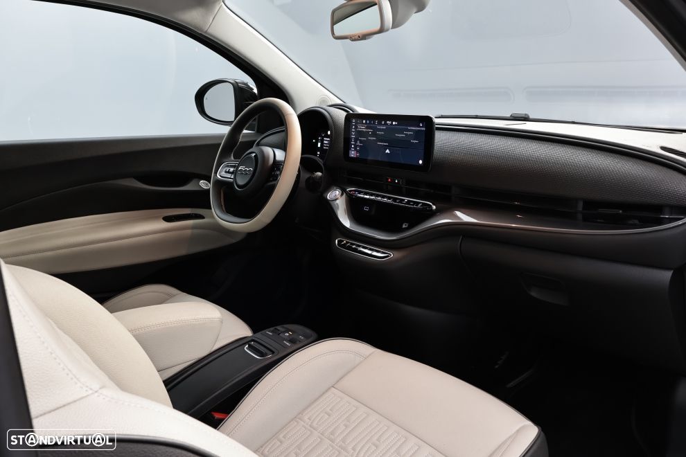 Fiat 500e La Prima - 23