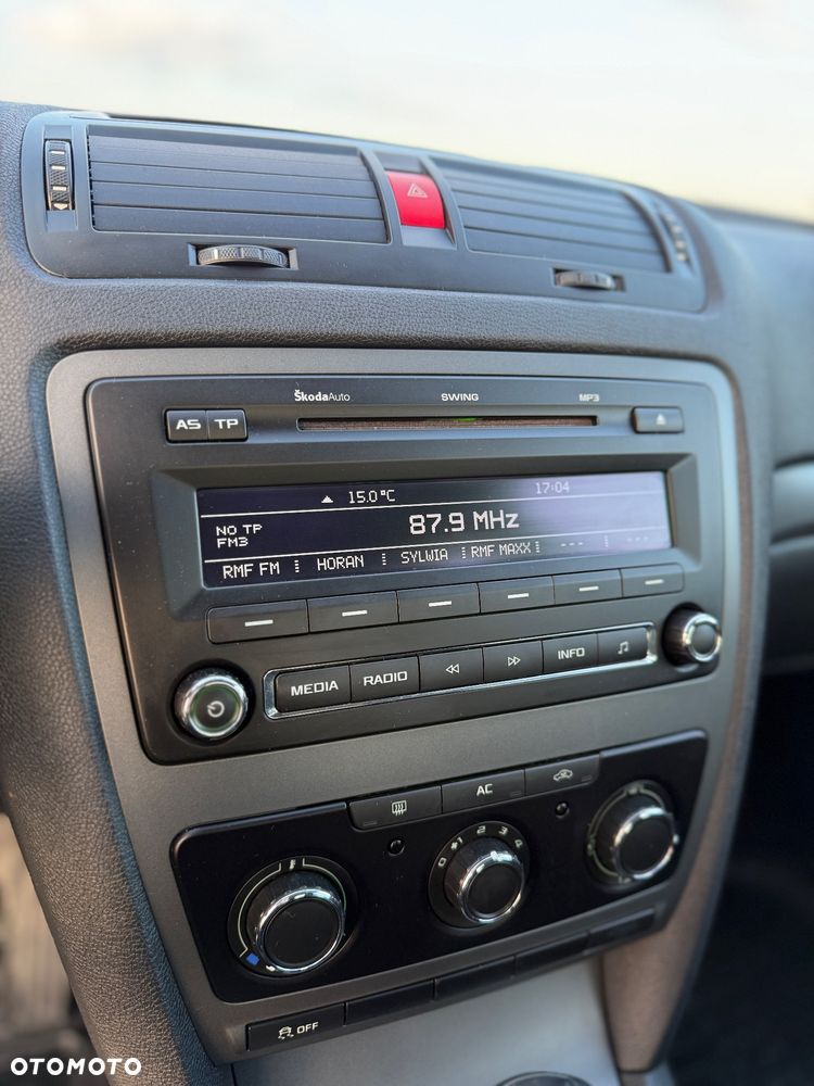 Skoda Octavia 1.6 - 11