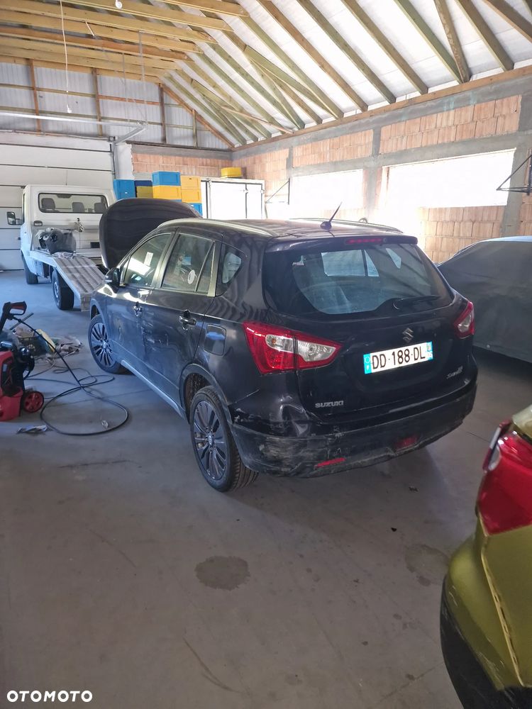 Suzuki SX4 - 3