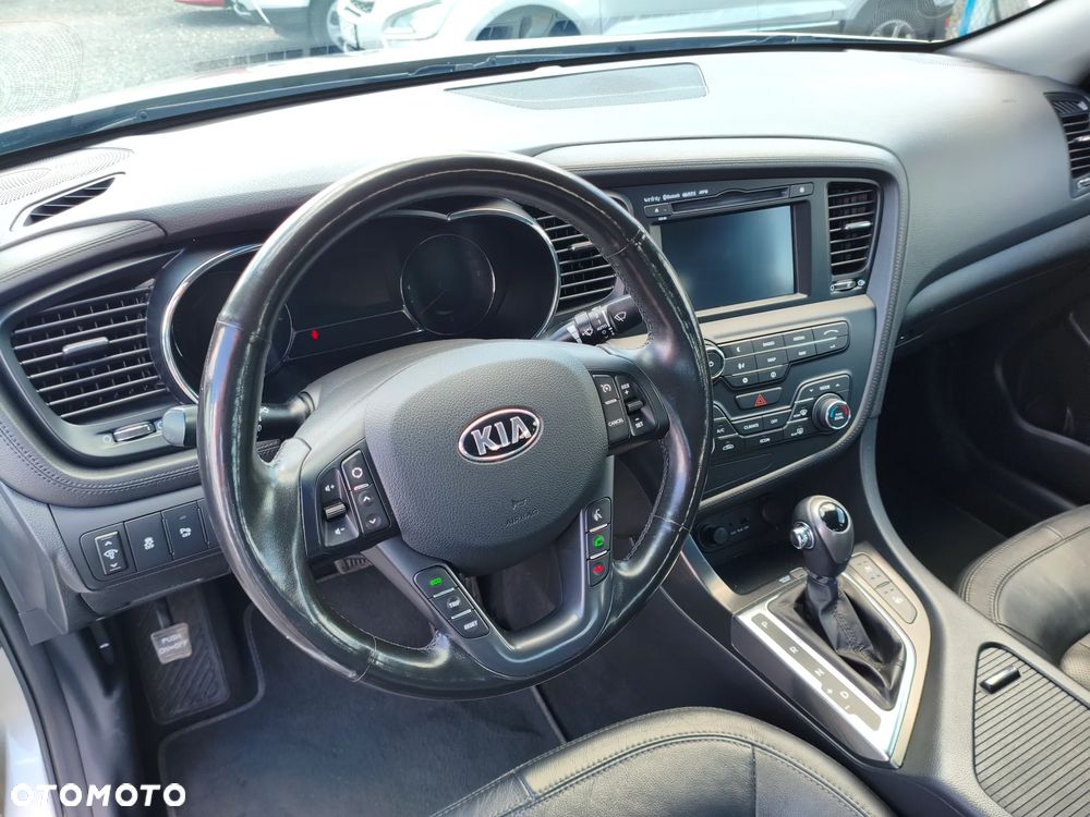 Kia Optima - 28