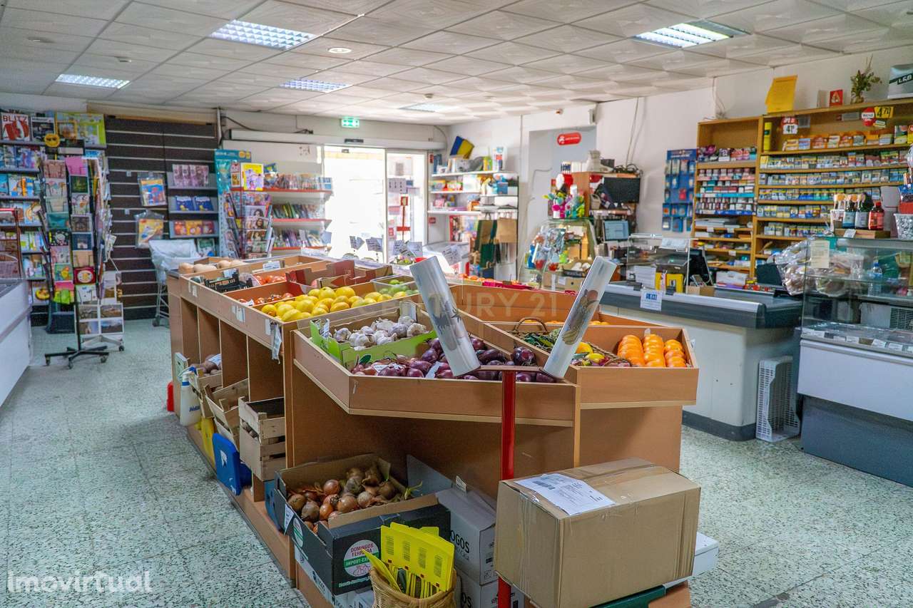 Oportunidade Única de Negócio em Santa Bárbara de Nexe – Faro - Grande imagem: 3/15