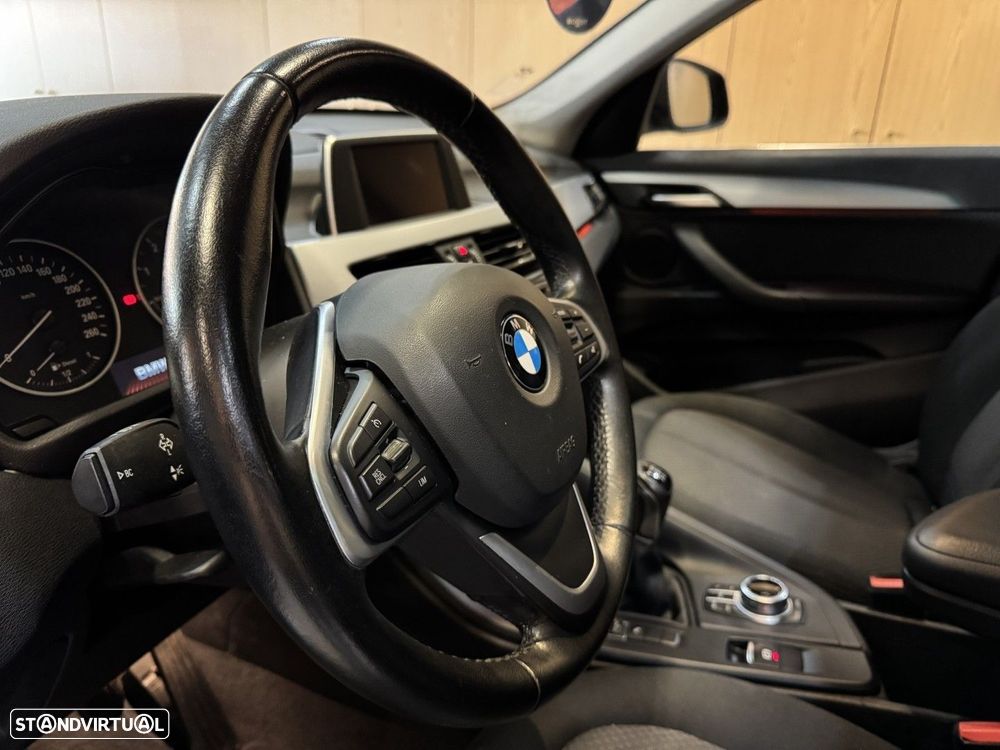 BMW X1 16 d sDrive - 29