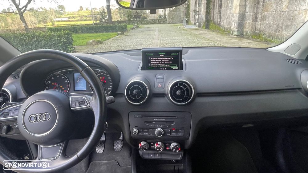 Audi A1 1.2 TFSI S line edition - 17