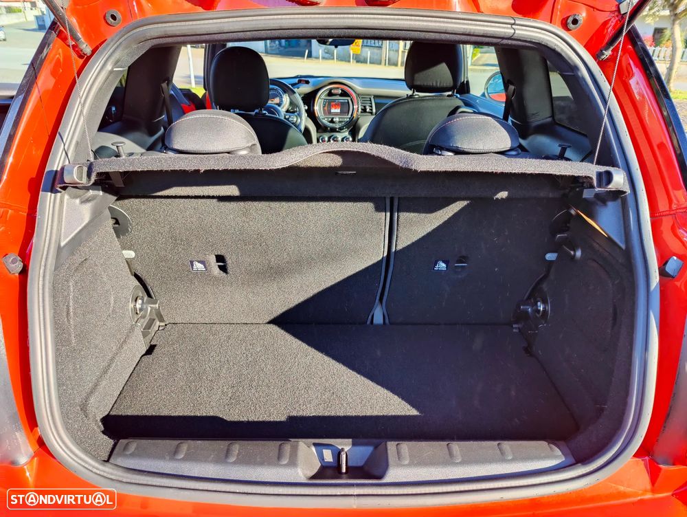 MINI 3 Portas Cooper D - 12