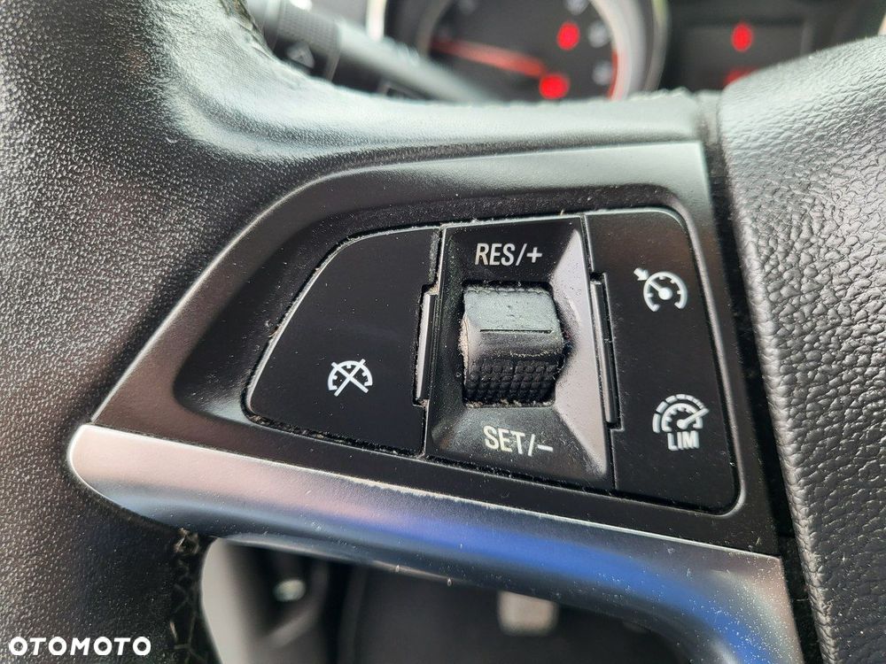 Opel Mokka - 32