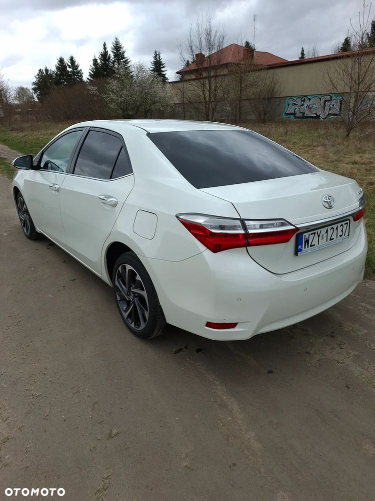 Toyota Corolla 1.6 Prestige EU6 - 7