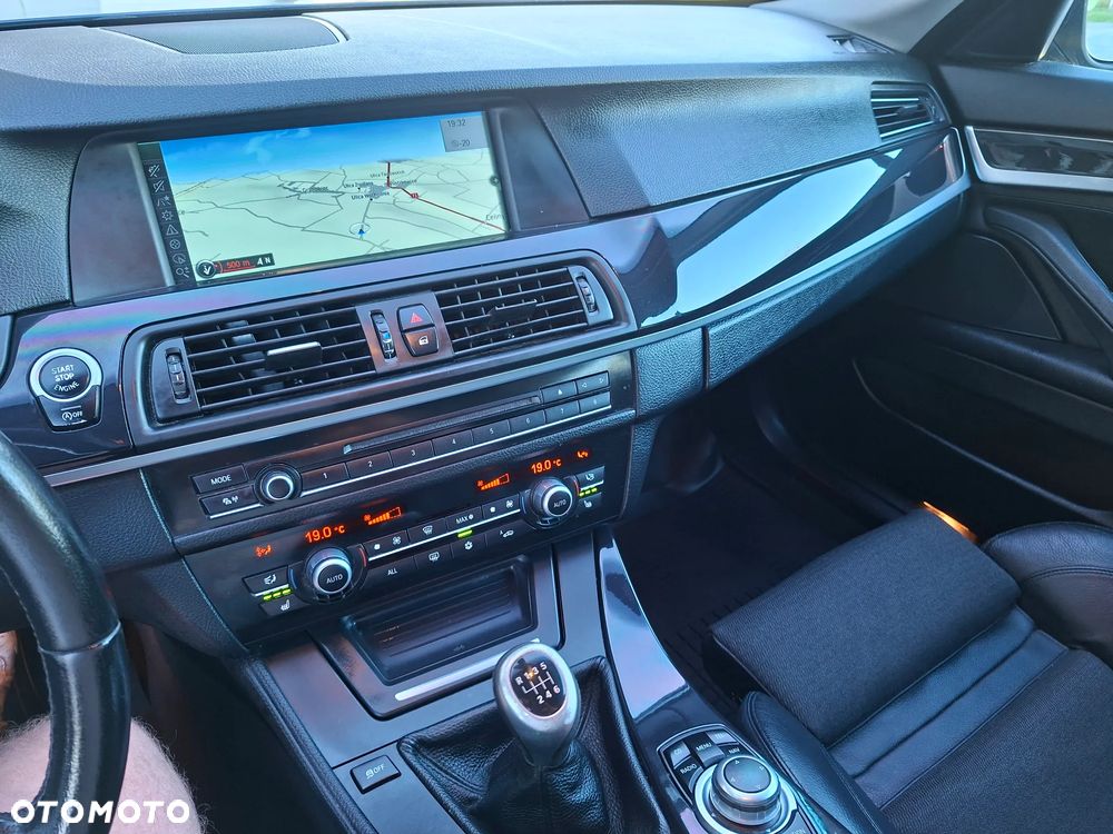 BMW Seria 5 - 12