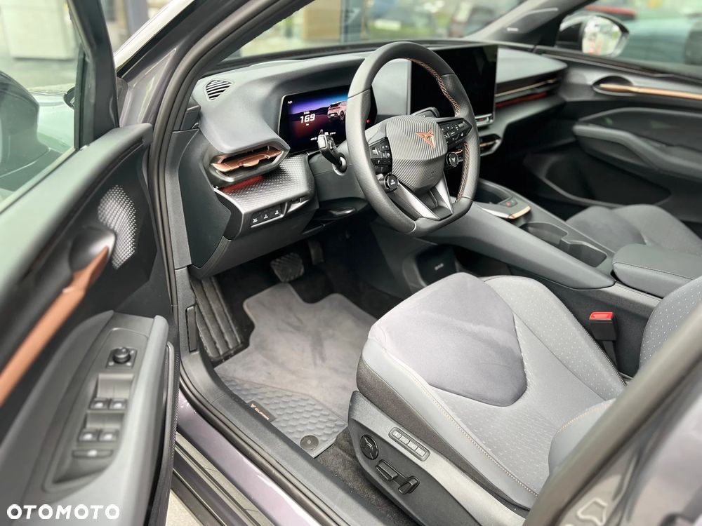 Cupra Raval 52kWh Dynamic Plus - 11