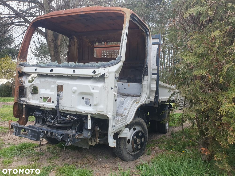 Isuzu M21 - 3