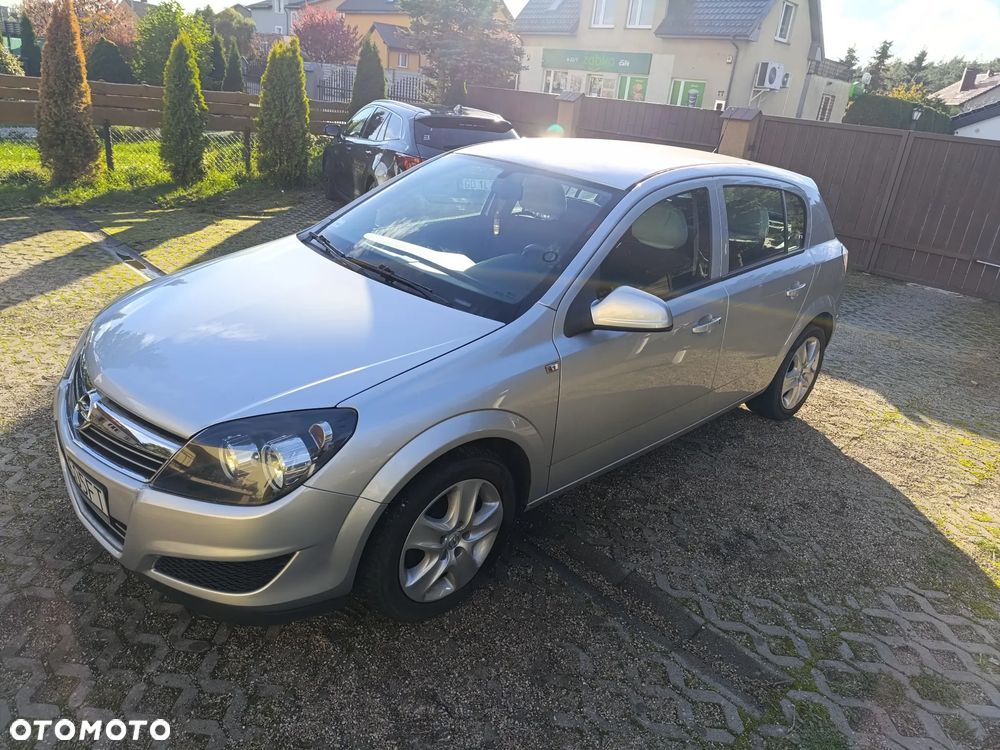 Opel Astra 1.6 Edition - 1
