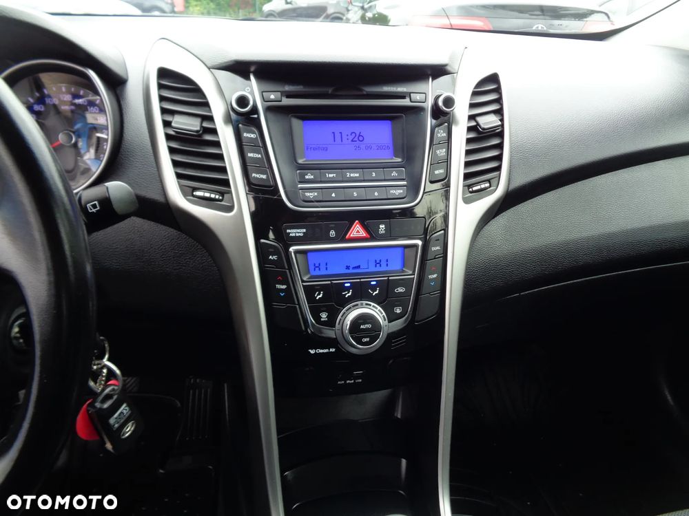 Hyundai i30 1.4 Comfort - 12