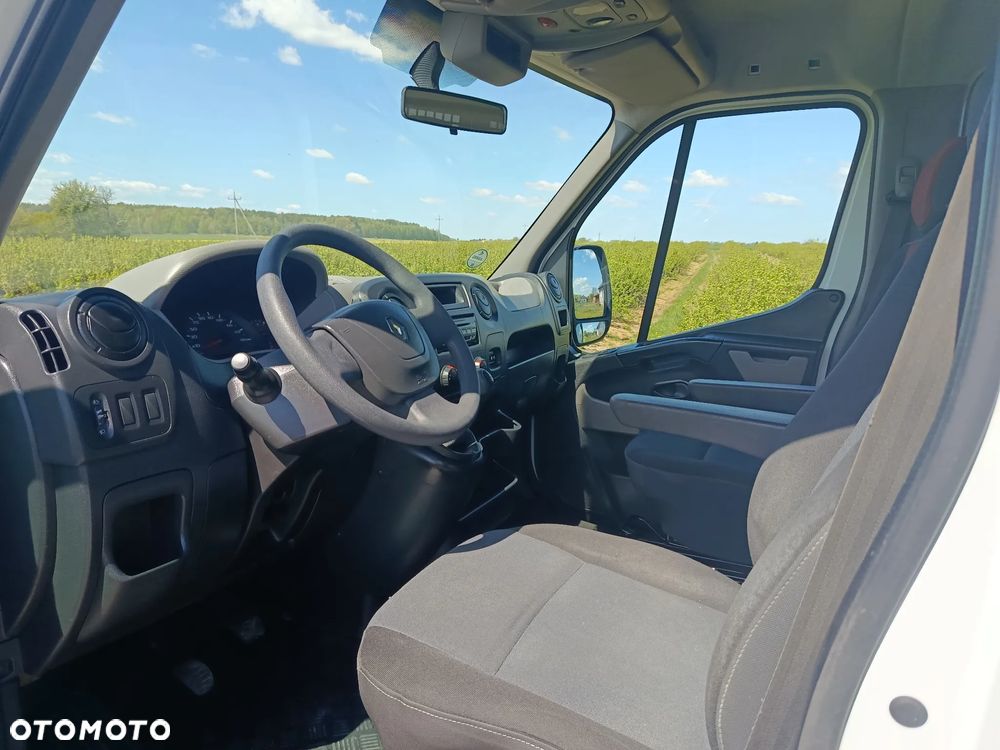 Renault Trafic - 8