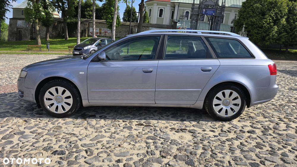 Audi A4 Avant - 7