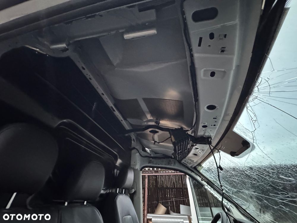 Volkswagen CRAFTER FOTEL PNEUMATYCZNY KAMERA NAWIGACJA KLIMATYZACJA TEMPOMAT, świeżo sprowadzony, OKAZJA !!!! - 18