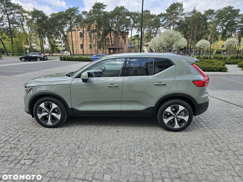 Volvo XC 40 B5 B AWD Momentum Pro - 6