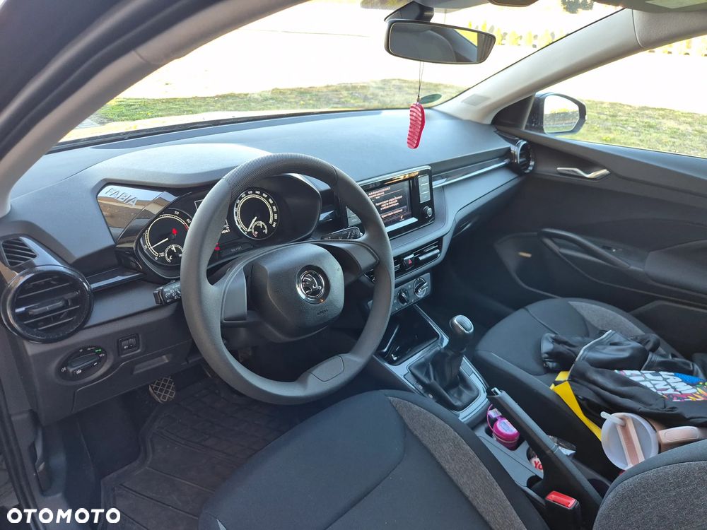 Skoda Fabia 1.0 MPI Active - 6