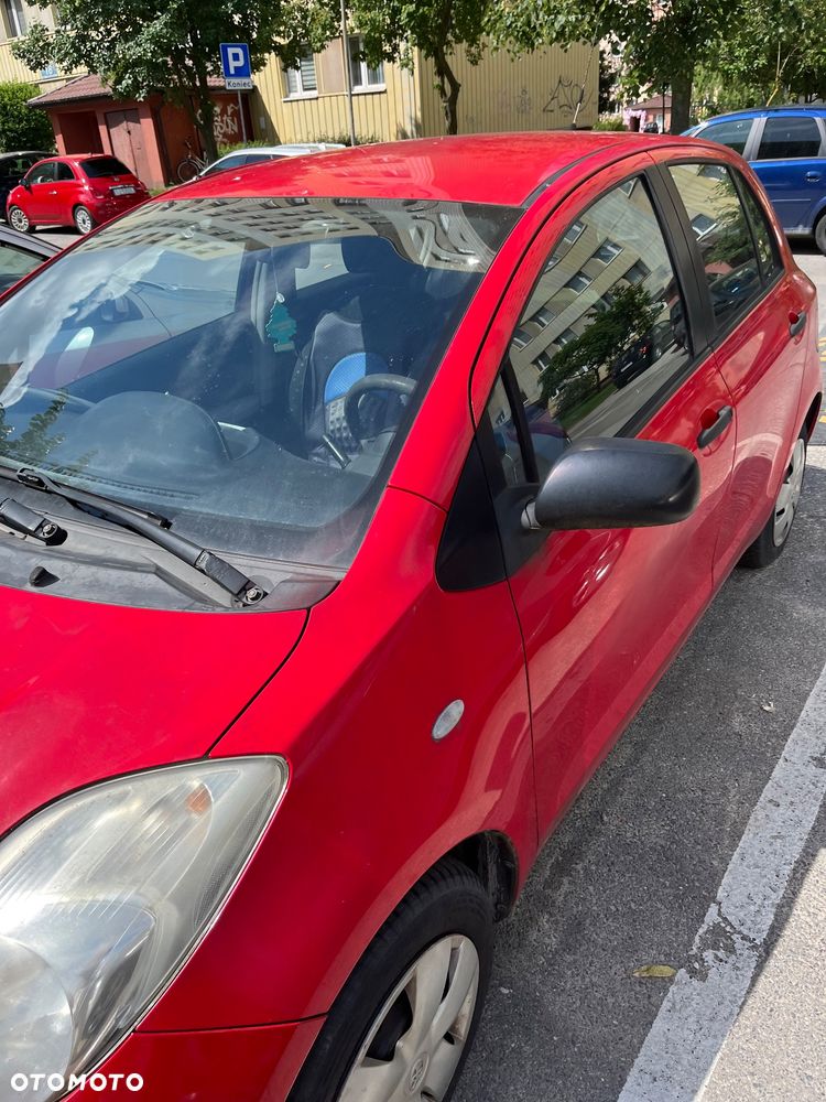 Toyota Yaris 1.0 Terra A/C - 5
