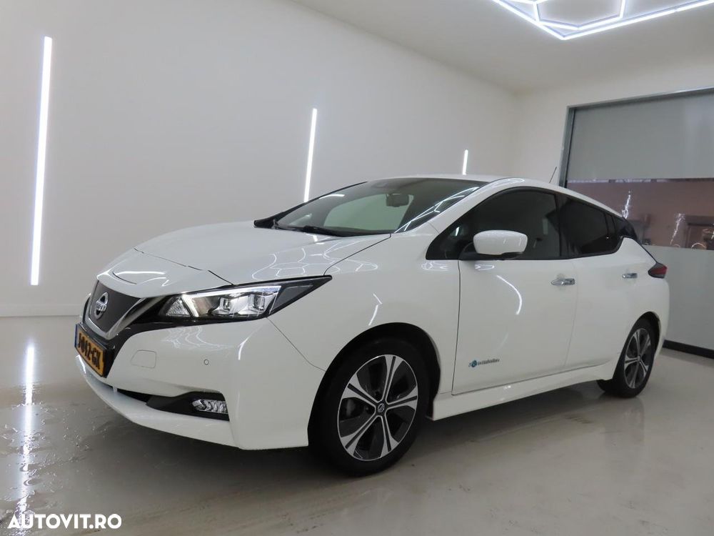 Nissan LEAF 40 kWh Tekna - 1