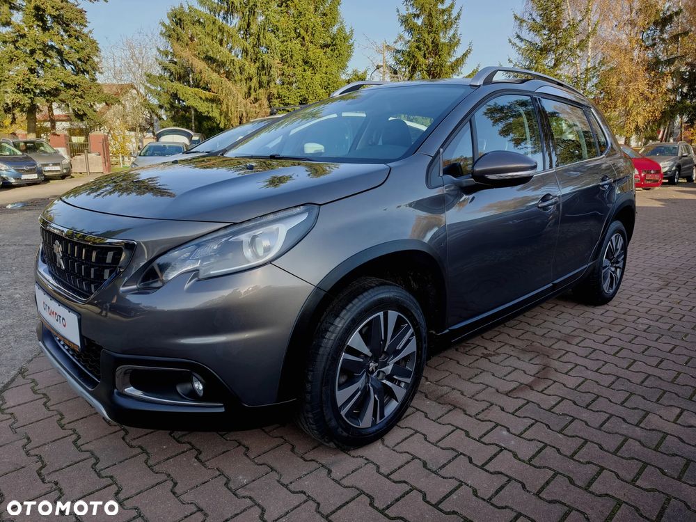 Peugeot 2008 1.2 Pure Tech Style S&S - 6