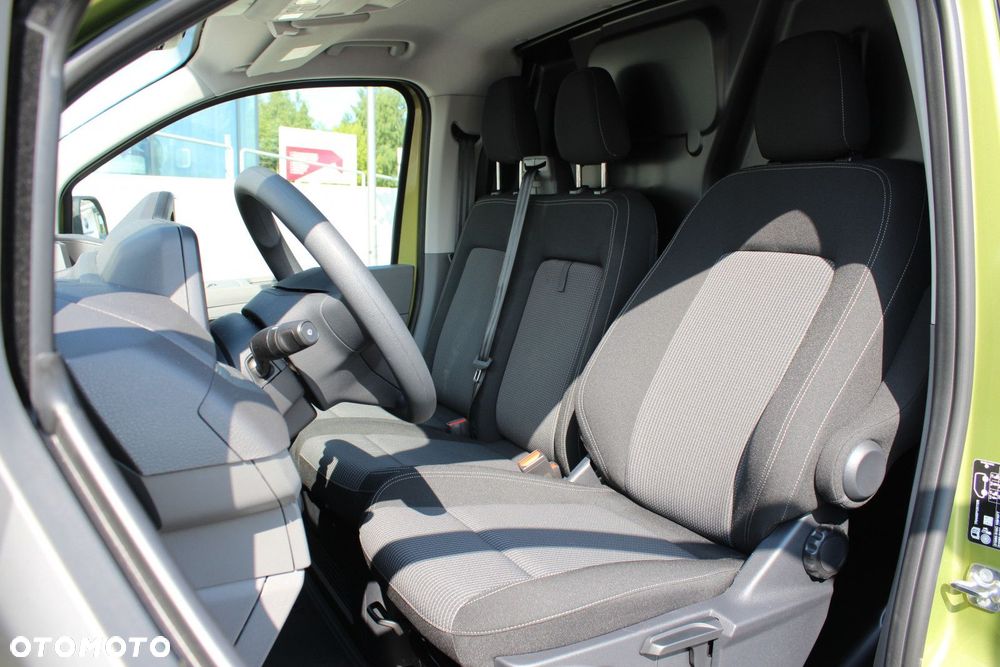 Volkswagen Transporter 2.0 TDI Manual - 8